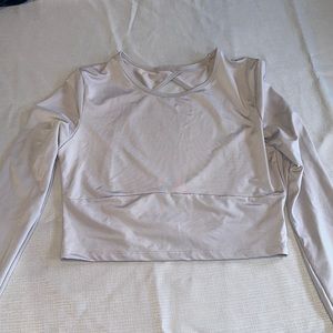 Women’s Shein workout top for sale!! Size Medium for $8!!